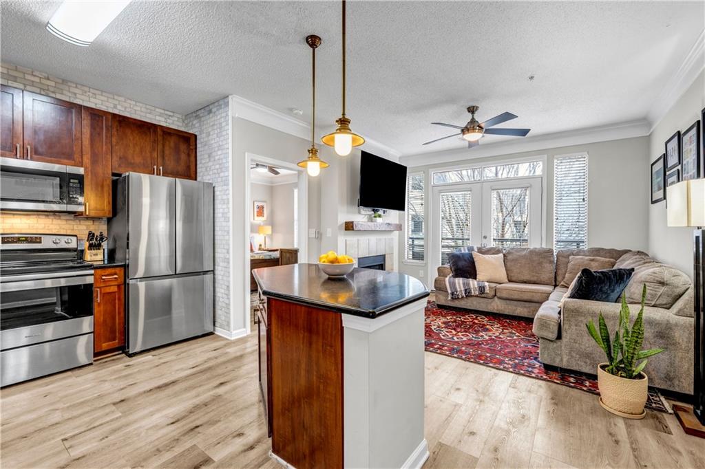 401 16th Street NW 1376