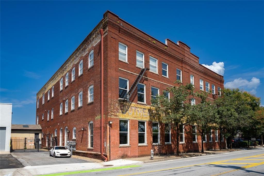 490 Marietta Street NW 101
