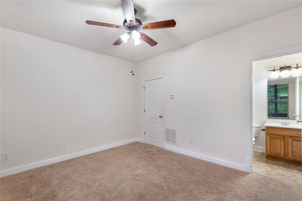 275 Blue Pointe Court, Suwanee, Georgia image 37