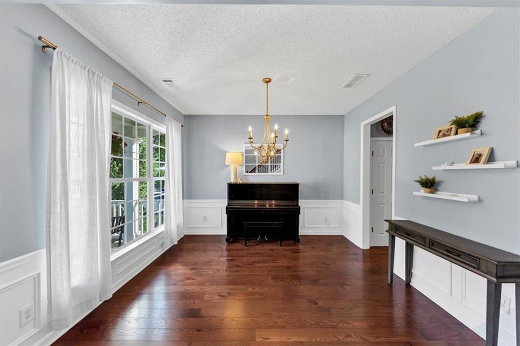 338 Santa Anita Avenue, Woodstock, Georgia image 7