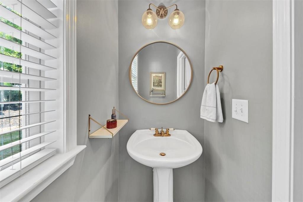 338 Santa Anita Avenue, Woodstock, Georgia image 25