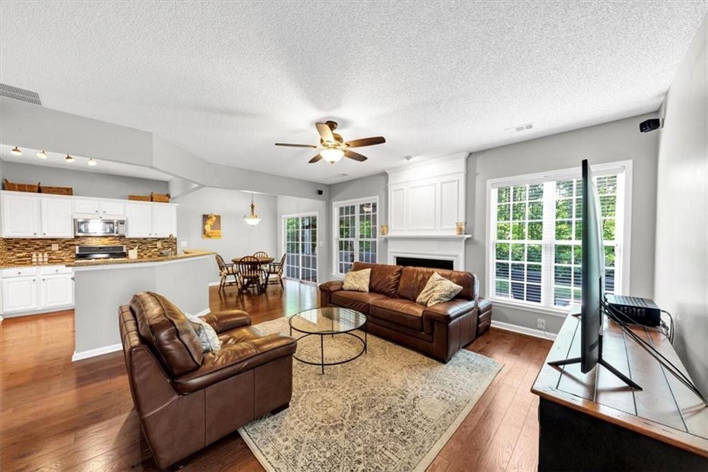 338 Santa Anita Avenue, Woodstock, Georgia image 22