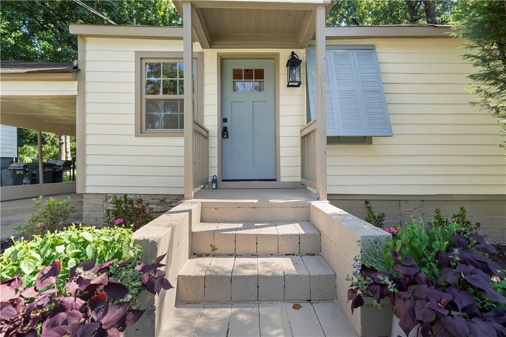 138 W Dixie Avenue SE