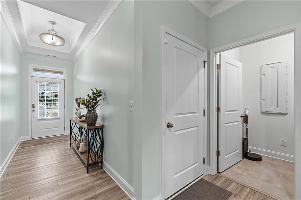 242 Hickory Bluffs Parkway