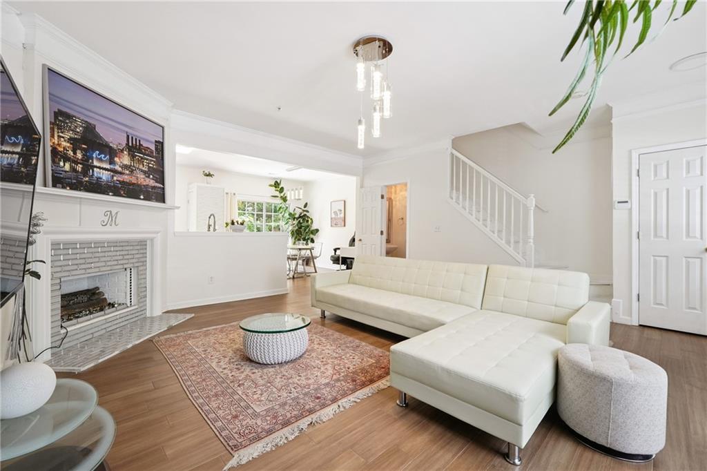 1230 Whitestone Ridge
