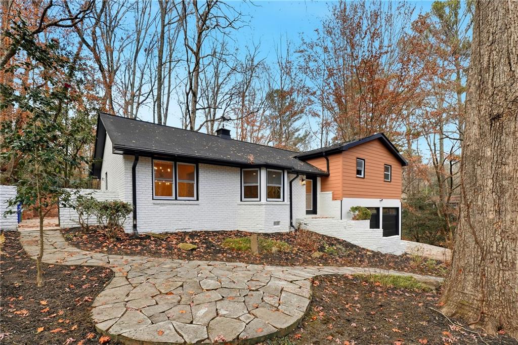 2520 Overlook Way NE