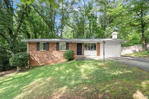 Photo of 422 Afton Drive, Roswell, GA 30075 (MLS # 7674019)