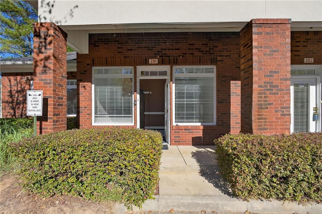 3790 Holcomb Bridge Road 201