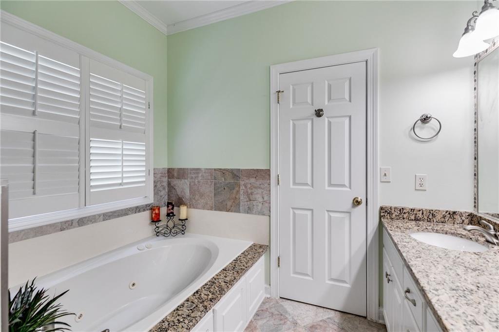 110 Pond View Point, LaGrange, Georgia image 30