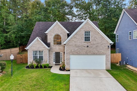 Homes For Sale - 2765 Bench Circle<br/> Ellenwood, GA 30294