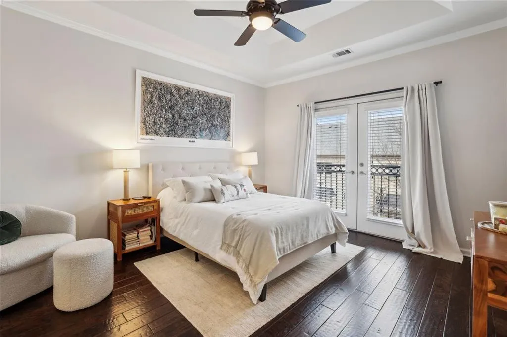 Atlanta, Georgia 30324, United States, 3 Bedrooms Bedrooms, ,4 BathroomsBathrooms,Residential,Active,79141