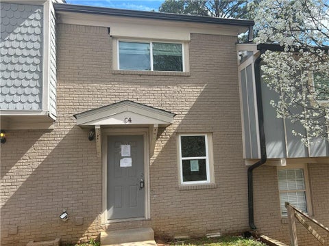 Townhouse For Sale - 2604 Campbellton Road #4C<br/> Atlanta, GA 30311
