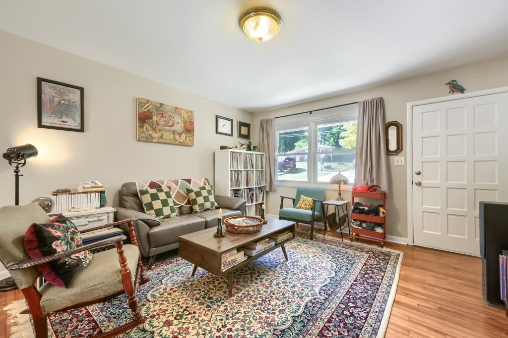 839 Verdi Way