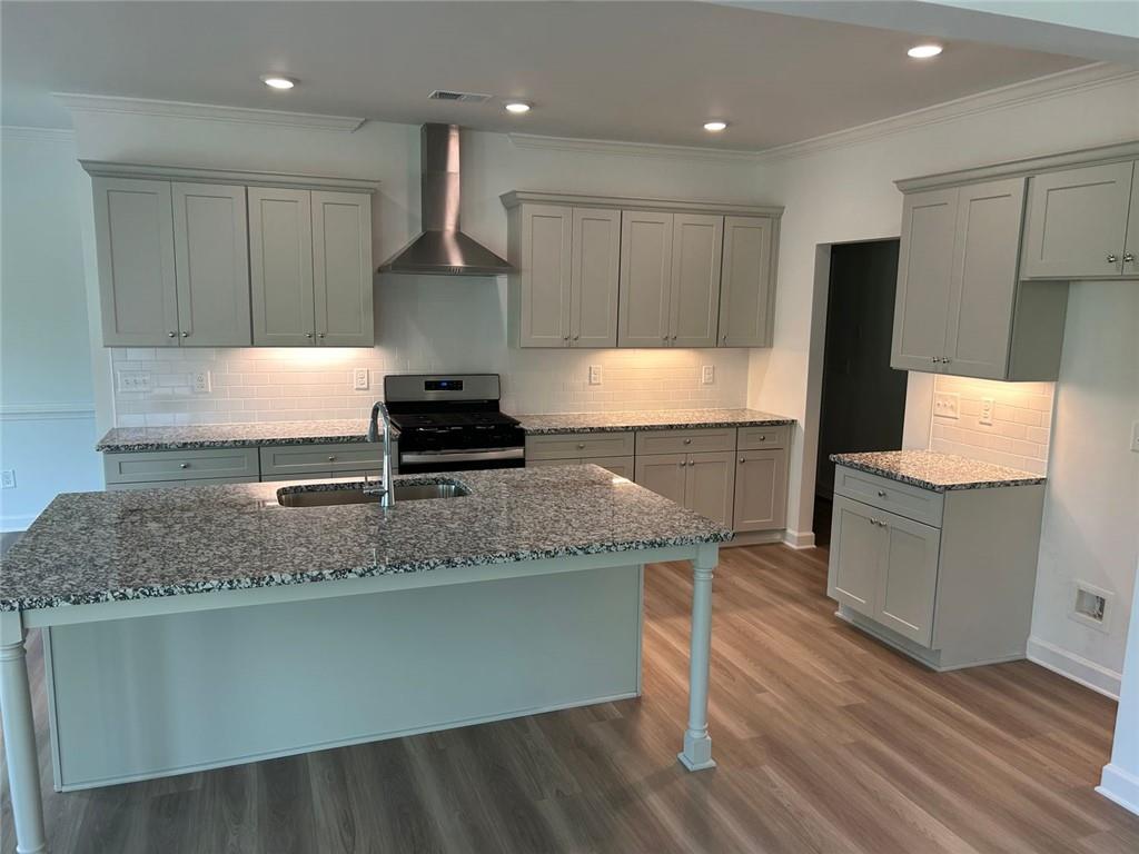 208 Saratoga Drive, Acworth, Georgia image 3