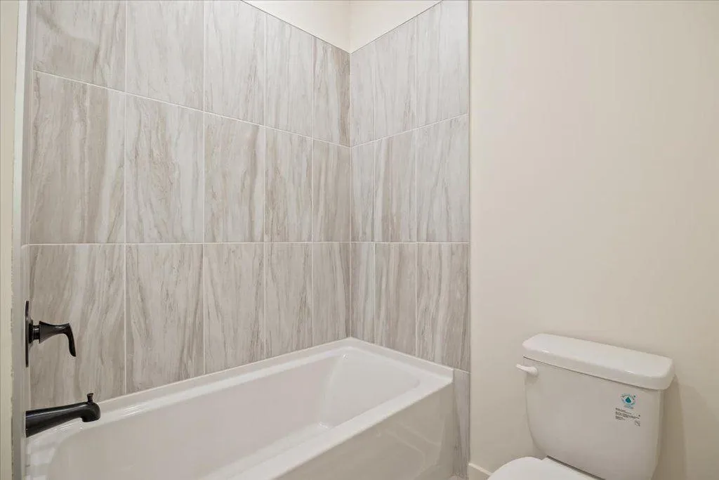 Gainesville, Georgia 30506, United States, 5 Bedrooms Bedrooms, ,5 BathroomsBathrooms,Residential,Active,219483