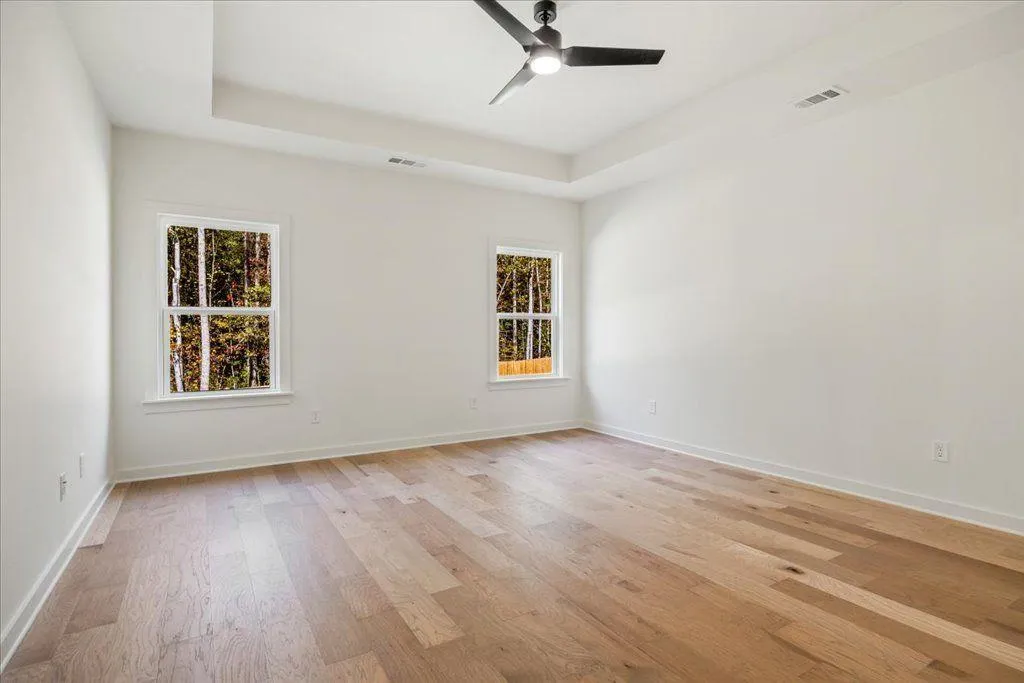 Gainesville, Georgia 30506, United States, 5 Bedrooms Bedrooms, ,5 BathroomsBathrooms,Residential,Active,219483