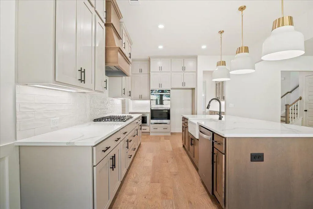 Gainesville, Georgia 30506, United States, 5 Bedrooms Bedrooms, ,5 BathroomsBathrooms,Residential,Active,219483