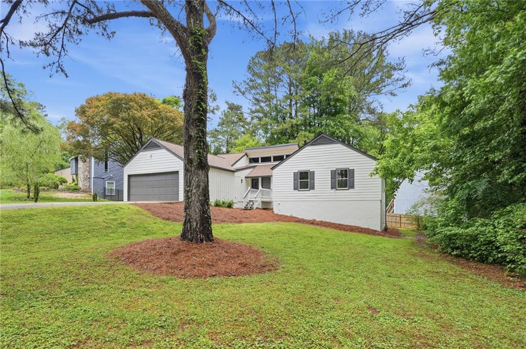 3244 Harbor Woods Road