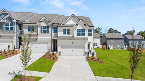 Townhouse For Sale - 105 Pepperbush Way<br/> Jasper, GA 30143