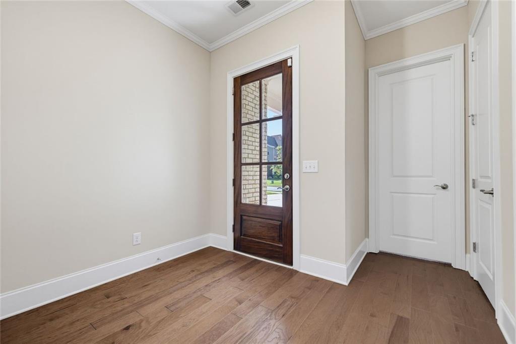 6025 Overlook Club Circle