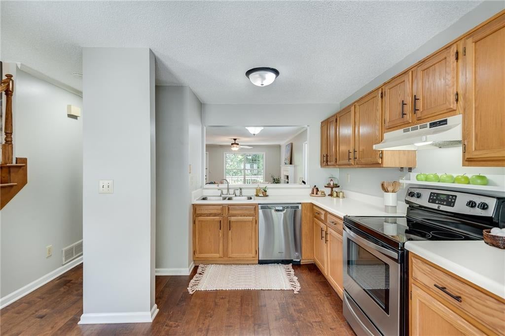 5180 Laurel Bridge Court SE