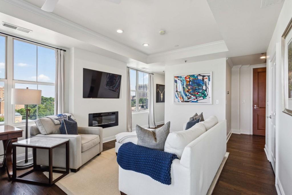 2881 Peachtree Road NE 1005