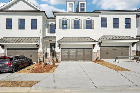 Townhouse For Sale - 4302 Burton Bend Way #152<br/> Buford, GA 30518