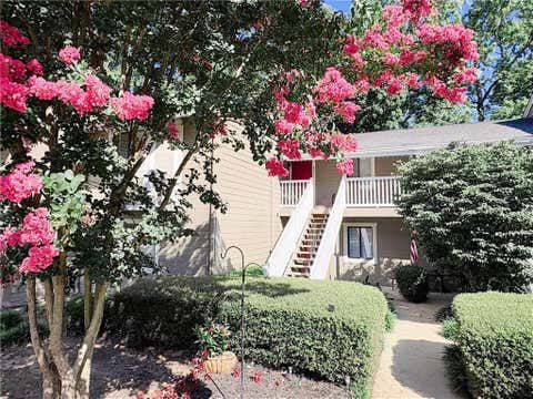Condo For Sale - 2937 Torreya Way<br/> Cobb County, Marietta, GA 30067