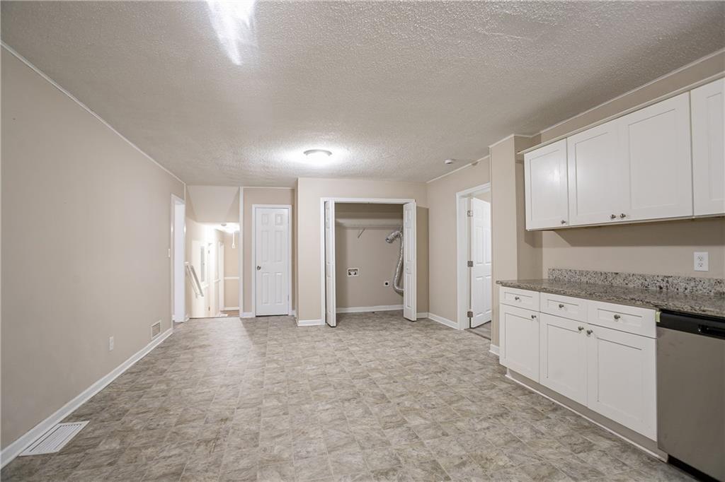 3482 Scenic Drive, Atlanta, Georgia image 5
