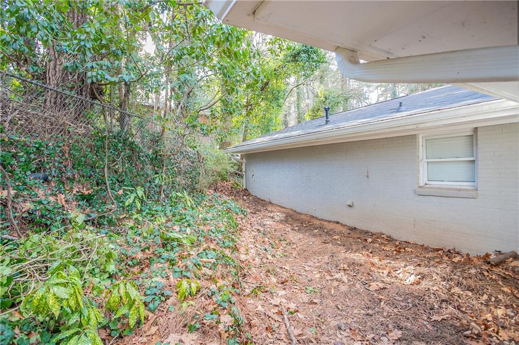 3482 Scenic Drive, Atlanta, Georgia image 24