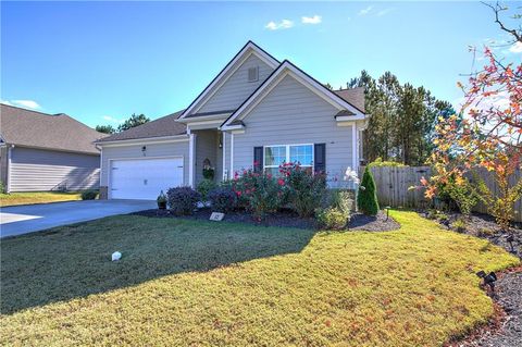 A home in Adairsville