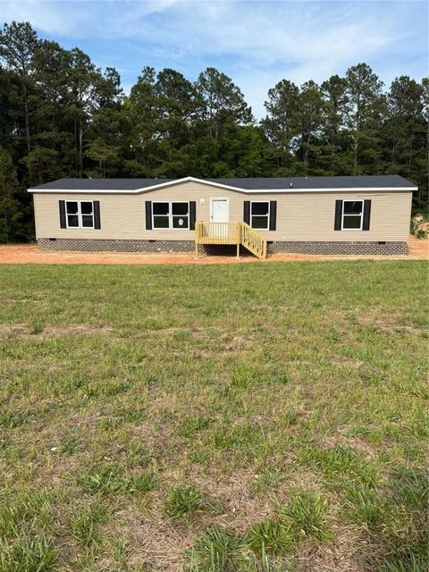 Homes For Sale - 1052 Jones Ferry Road<br/> Elberton, GA 30635