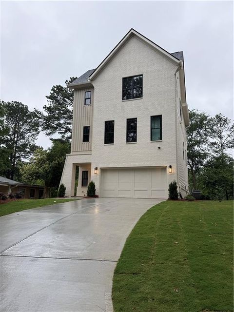 2745 S Bamby Lane NE Brookhaven GA 30319
