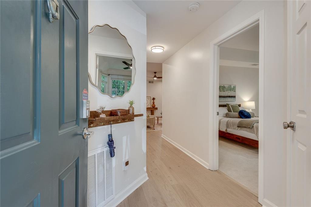 137 McGill Park Avenue NE 137