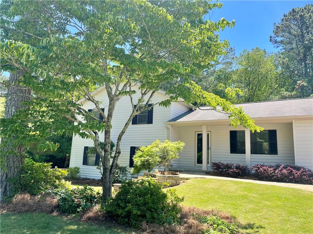 1028 Gate Post Lane, Lawrenceville, Georgia image 4