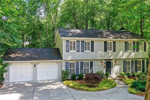 Homes For Sale - 635 Winding Creek Court<br/> Fulton County, Sandy Springs, GA 30328