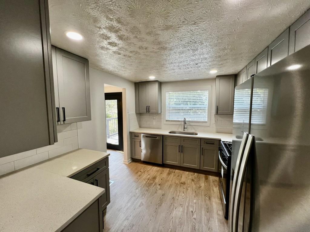 6740 WINDFAIRE Drive