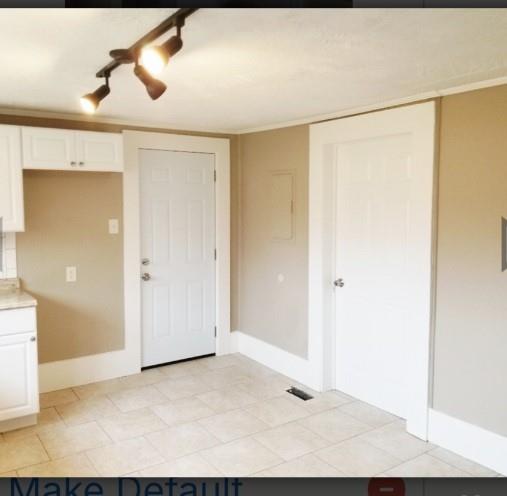 1323 S Hairston Road S