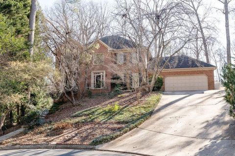 Photo of 10315 Crescent Ridge Drive, Roswell, GA 30076 (MLS # 7718920)