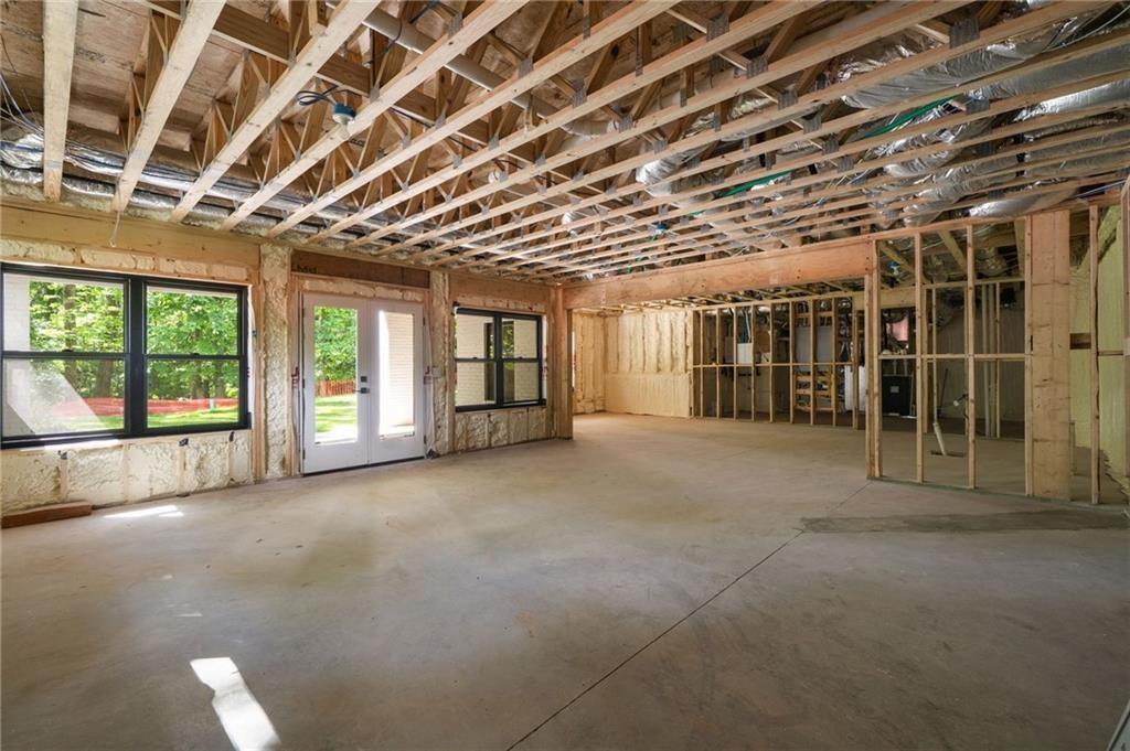 4091 Oak Forest Drive, Brookhaven, Georgia image 46