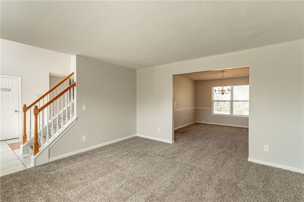 4097 Rosebud Park Drive, Snellville, Georgia image 7