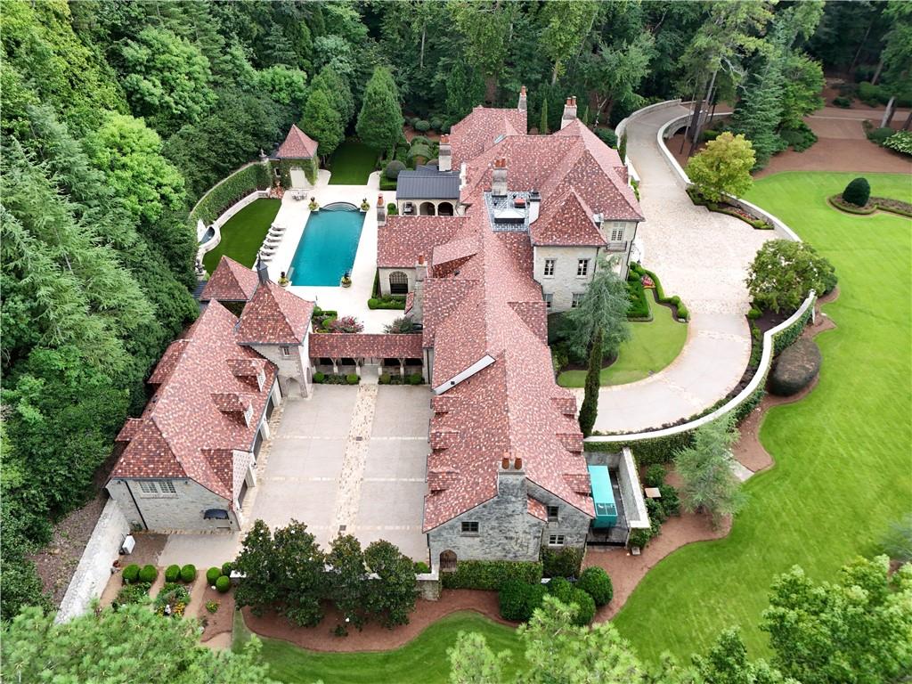 5375 Long Island Drive