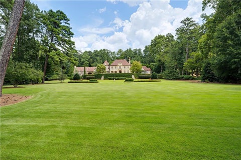 Homes For Sale - 5375 Long Island Drive Dr<br/> Atlanta, GA 30327