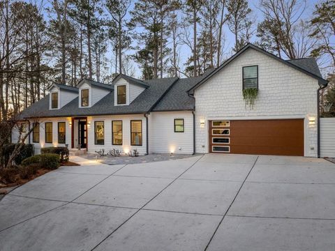 Photo of 6260 River Overlook. Drive, Atlanta, GA 30328 (MLS # 7724971)