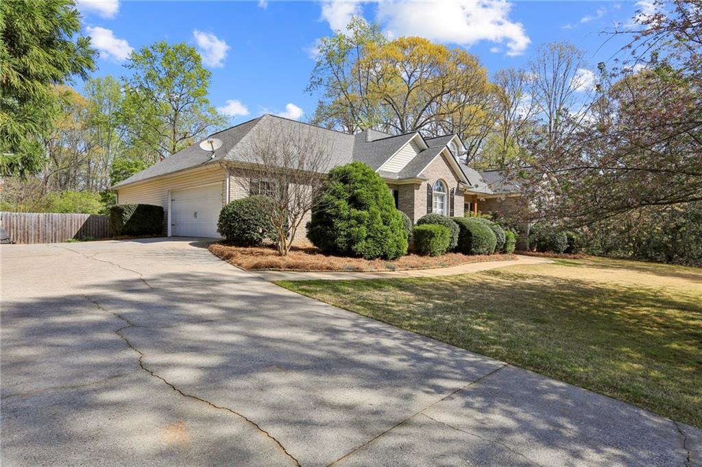 1104 Overland Park Drive