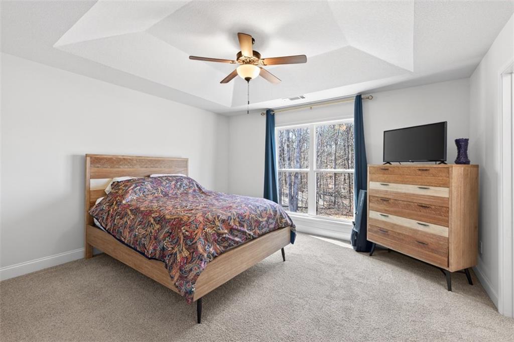 142 Rolling Woods Lane