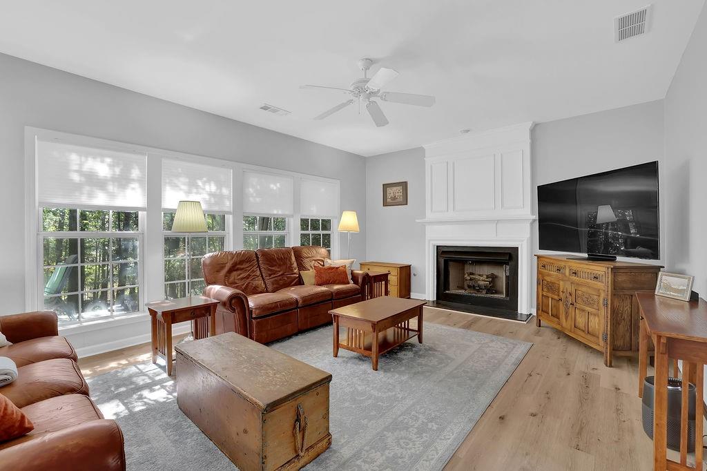5785 Oxborough Way