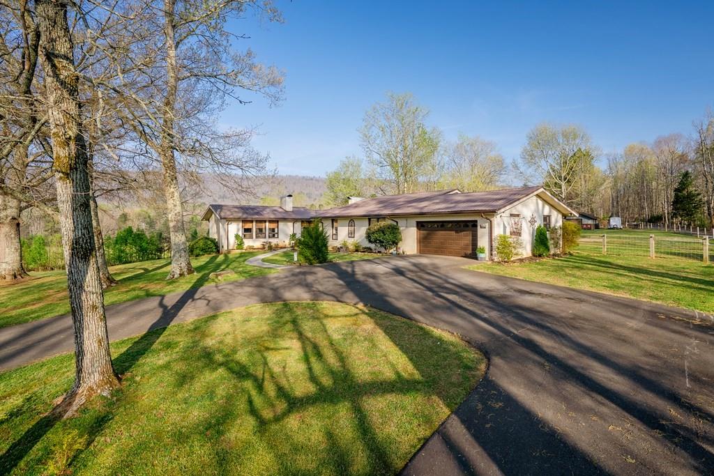 1254 Mountain Loop Road NW