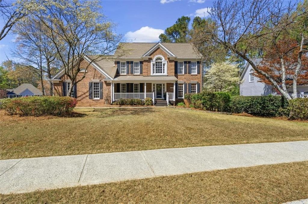 5880 Grandview Court NW