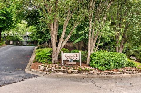 318 Tuxworth Circle Decatur GA 30033